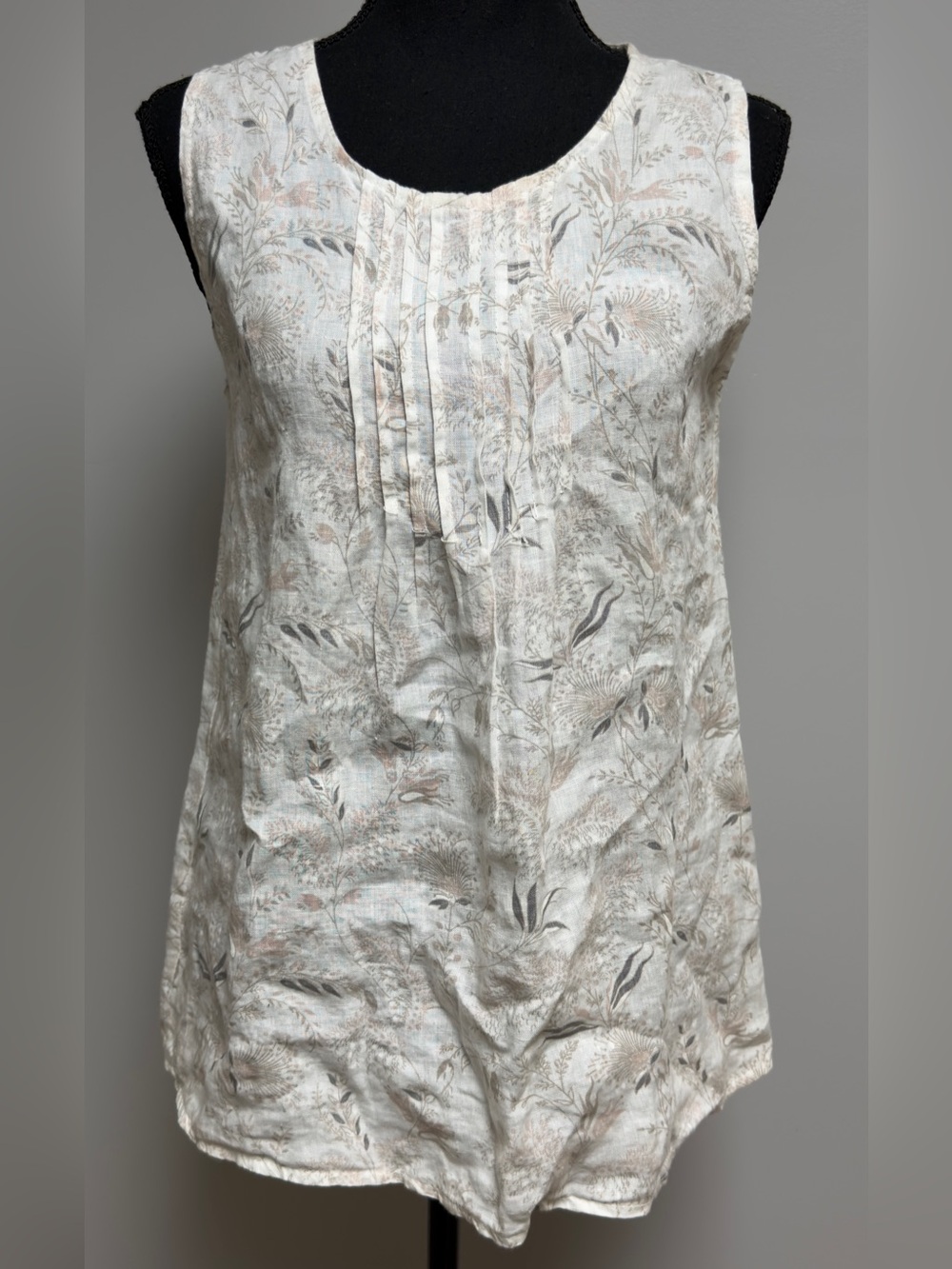 Laura Bianchi Made In Italy 100% Linen Sleeveless Floral Pintuck Top Blouse S